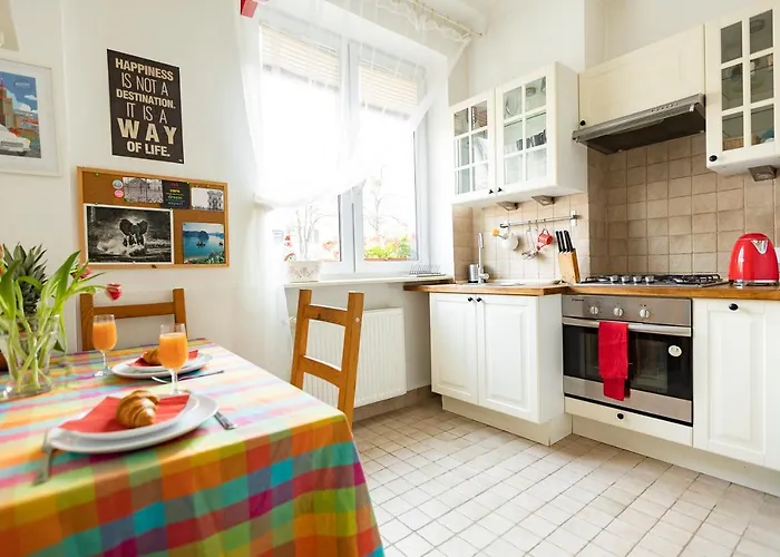 Bright And Cosy Plac Zbawiciela *