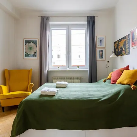 Bright And Cosy Plac Zbawiciela ワルシャワ