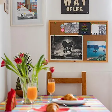 Bright And Cosy Plac Zbawiciela * ワルシャワ
